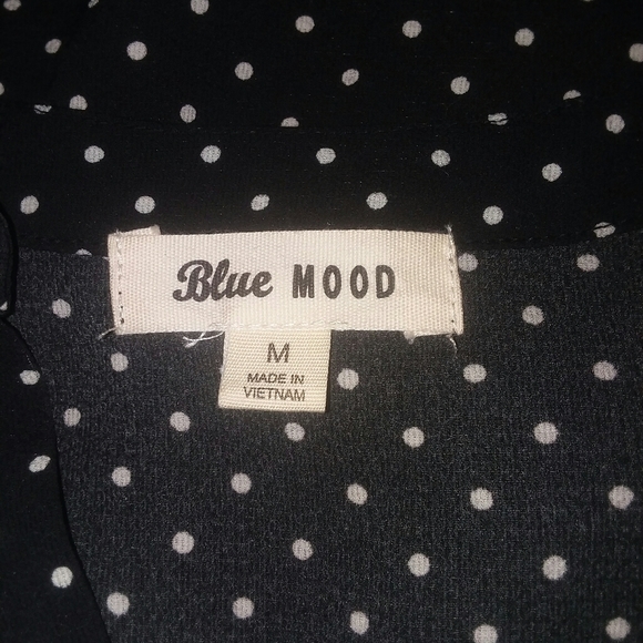 Too - Picture 4 of 5